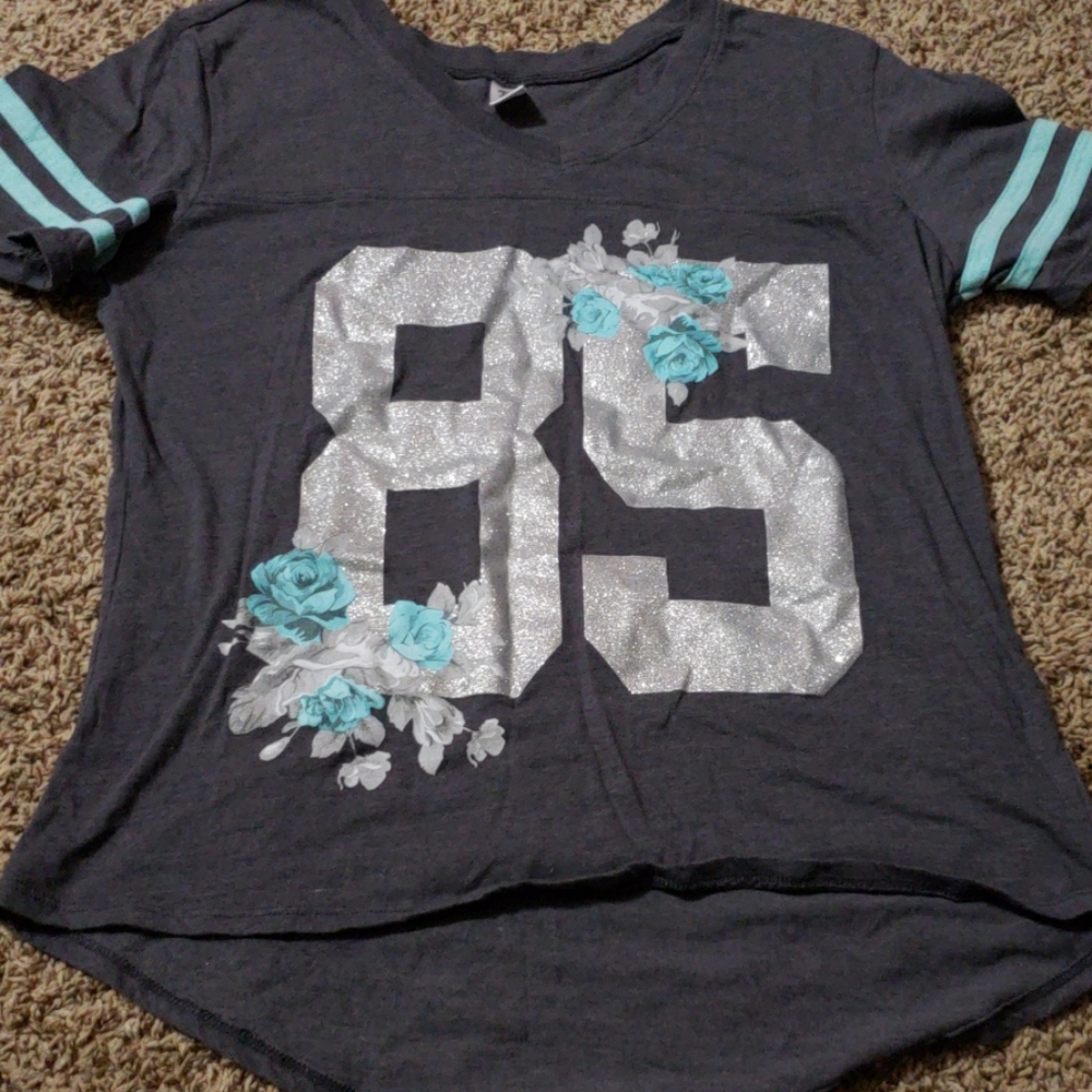 Shirt bundle! - Picture 4 of 8